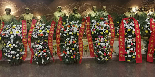 匯盈公司組織開展““清明祭英烈”活動”